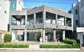 Residencial Melfi 3 Ap. 7 Fundos